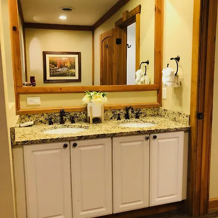 Newly Remodeled, Pool Table, Pool, Gym, Hiking! Villa Gatlinburg Exterior photo